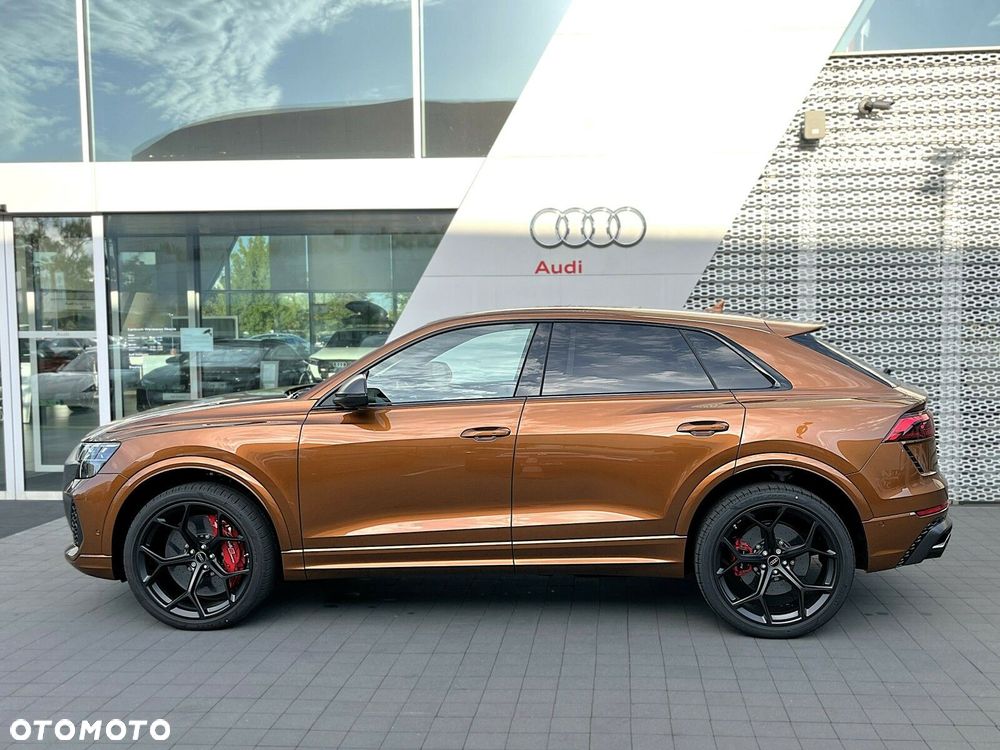 Audi RS Q8 - 21