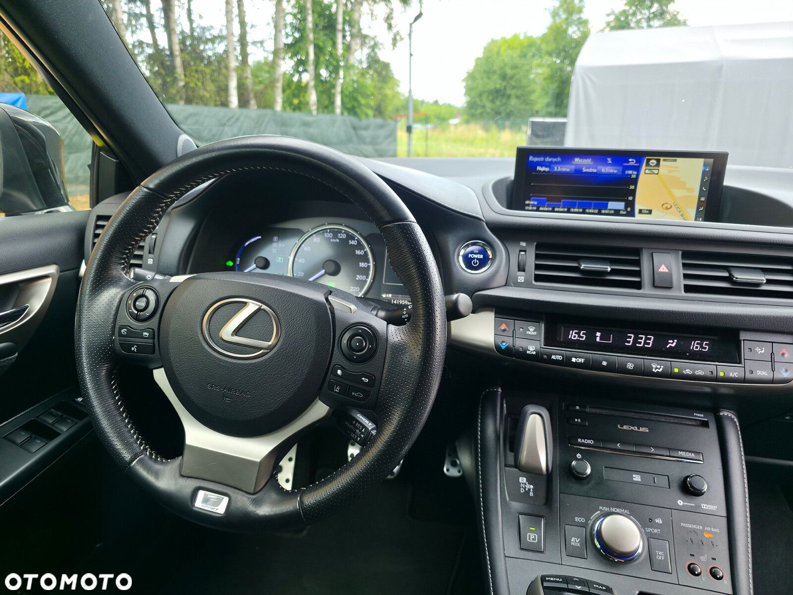 Lexus CT - 10