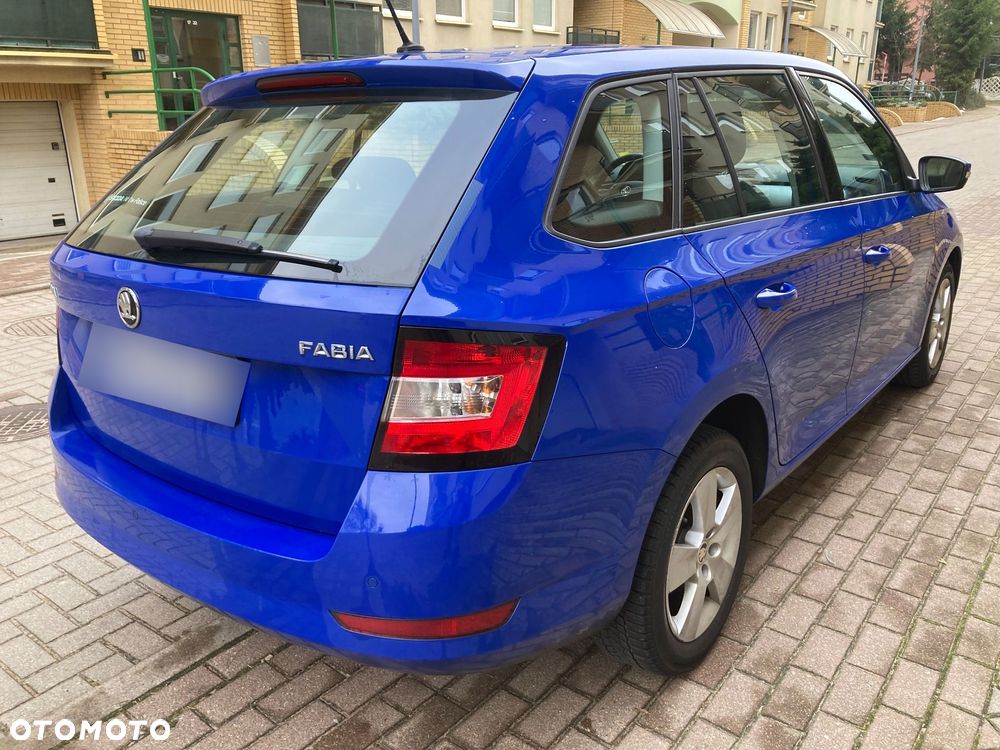 Skoda Fabia 1.0 TSI Ambition - 2