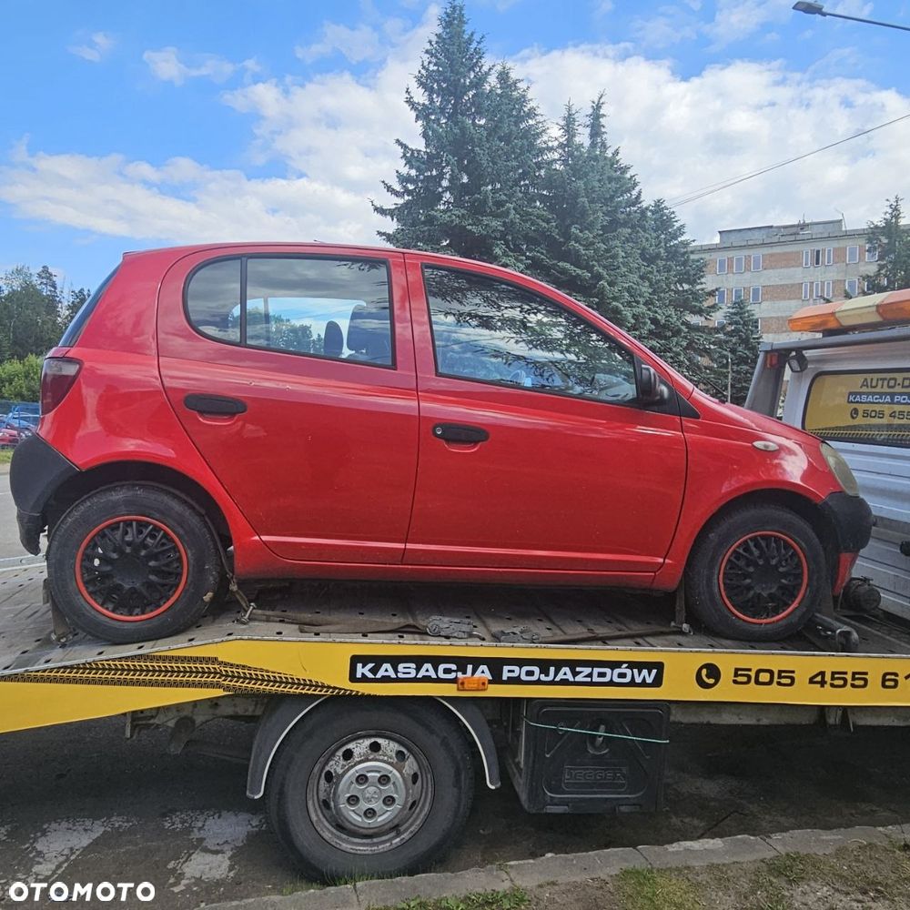 TOYOTA, YARIS 1.0 KAT, hatchback (2002r) 1,0 B 50 KW / 67 KM (kod lak: 3P0) pojazd na części - 3