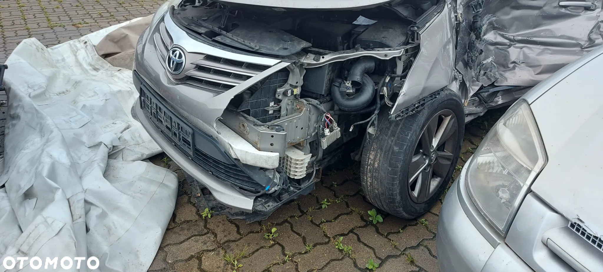 Toyota Avensis - 7