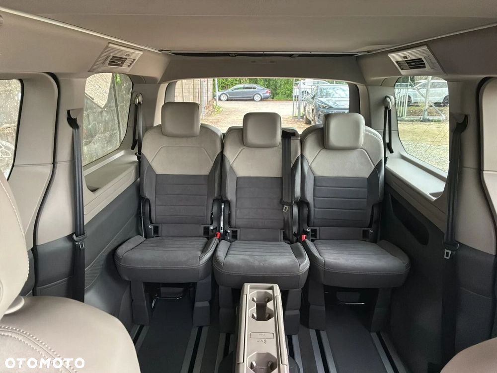 Volkswagen California - 24