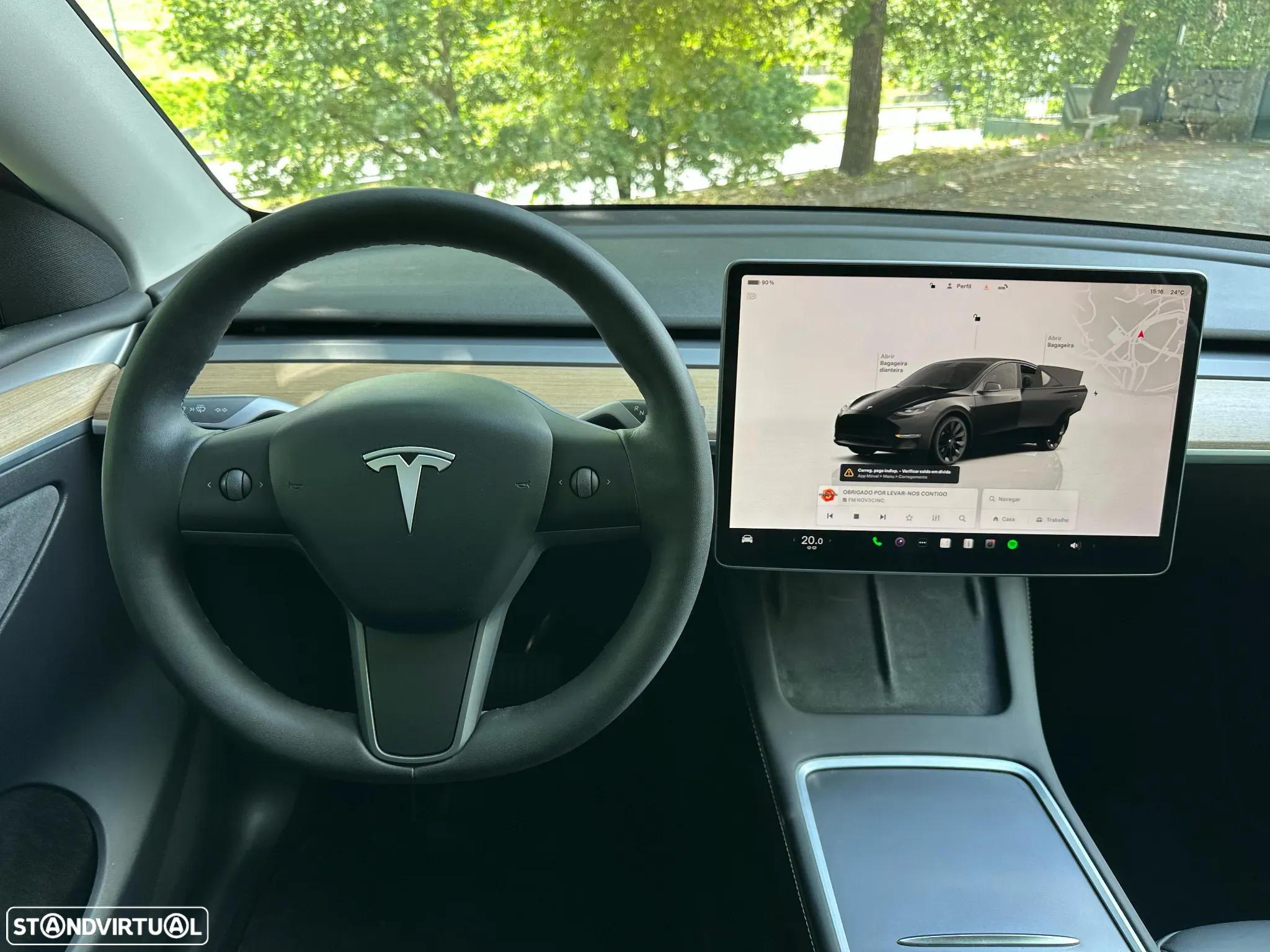 Tesla Model Y Long Range Dual Motor AWD - 30