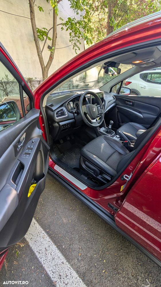 Suzuki S-Cross 1.4 Boosterjet Mild Hybrid AllGrip Luxus - 11