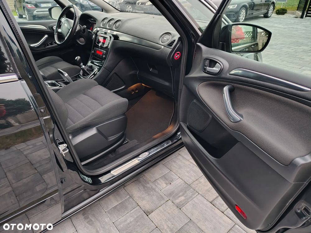 Ford S-Max - 15
