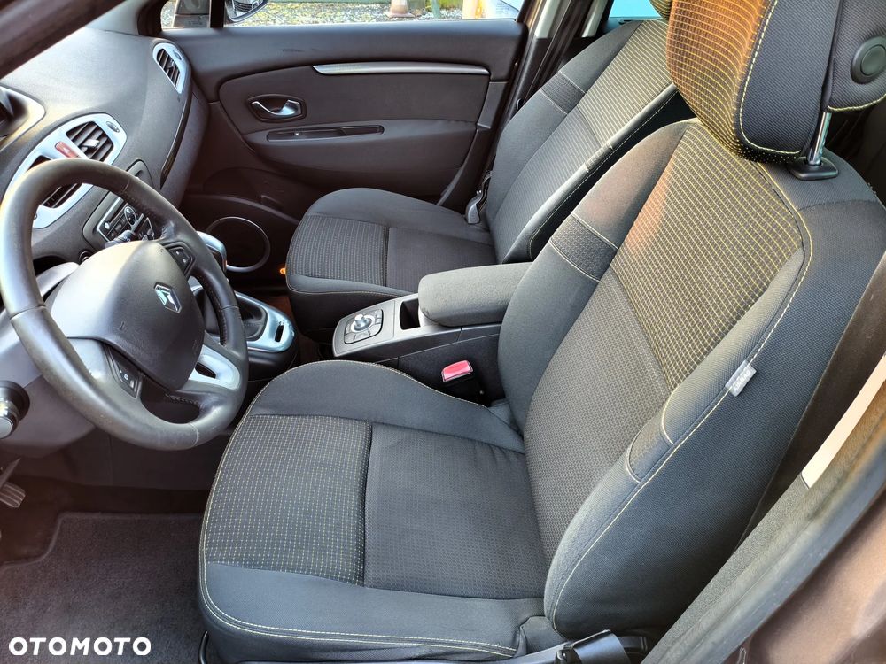 Renault Scenic 2.0 16V 140 CVT Dynamique - 11