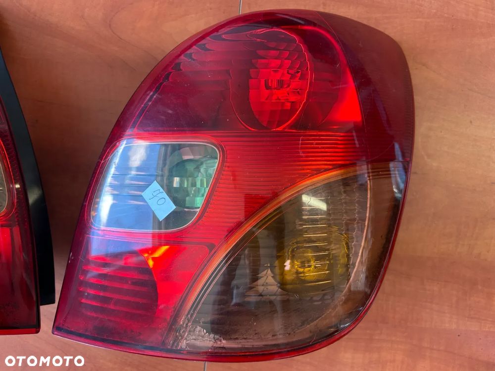 LAMPA PRAWA LEWA TYŁ TOYOTA COROLLA VERSO - 3