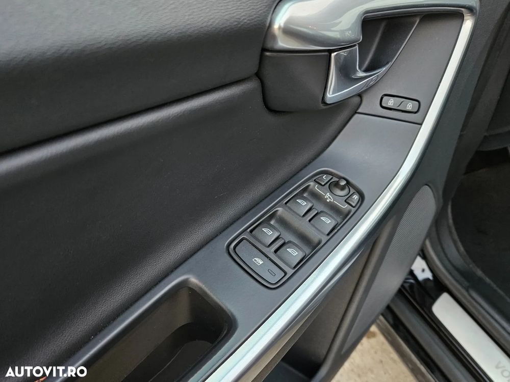 Volvo XC 60 D4 Geartronic Ocean Race - 9