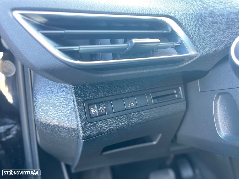 Peugeot 5008 BlueHDI 130 EAT8 Allure Pack - 17