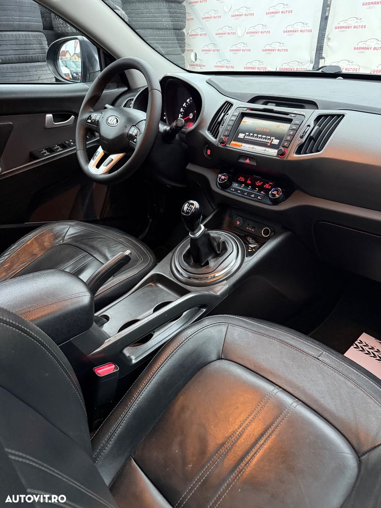 Kia Sportage 2,0 CRDI AWD Spirit - 26