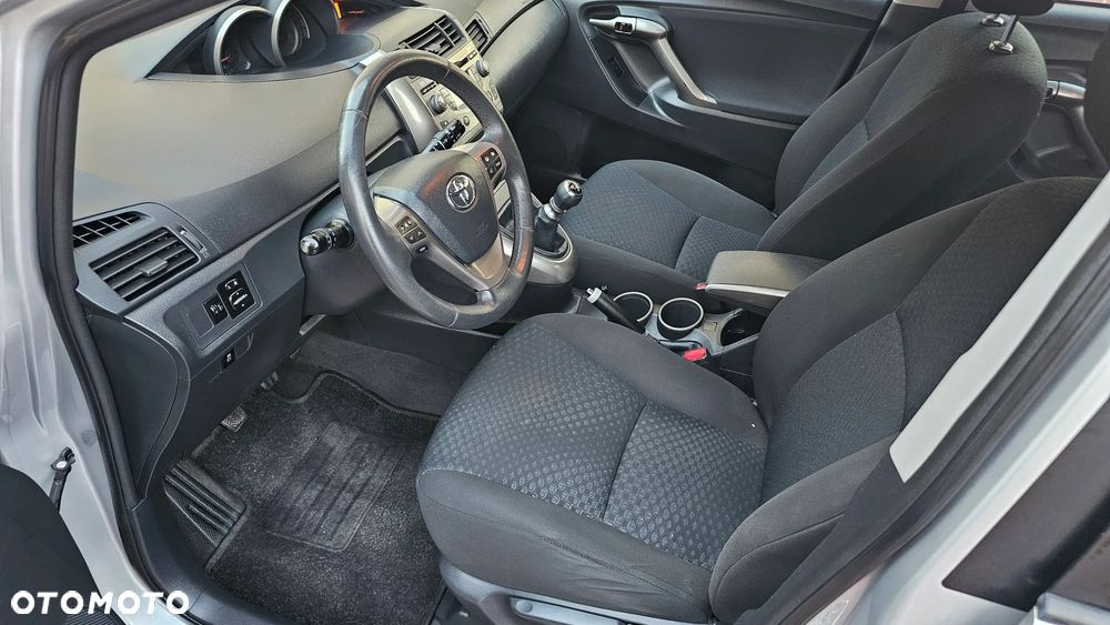 Toyota Verso 1.6 7-Sitzer Comfort - 7