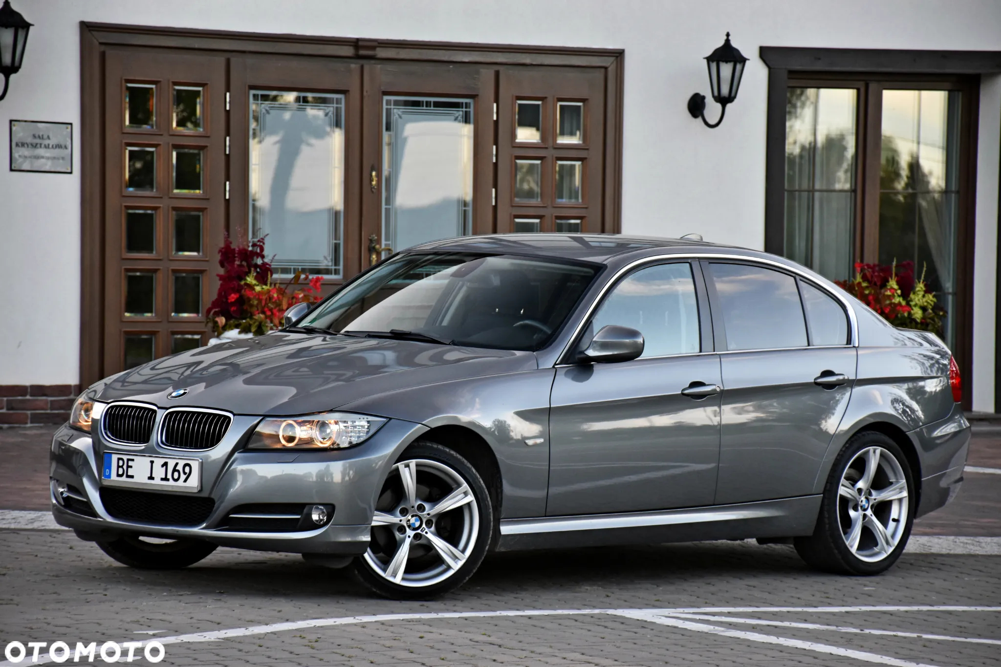 BMW Seria 3 320i - 10