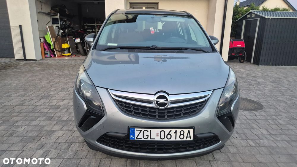 Opel Zafira - 2