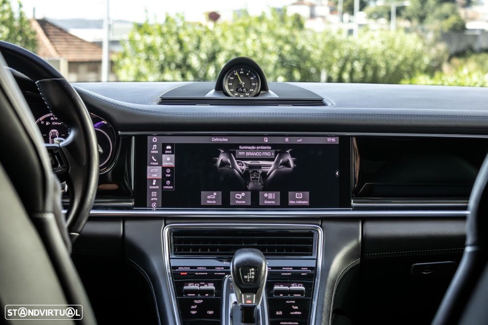 Porsche Panamera - 52