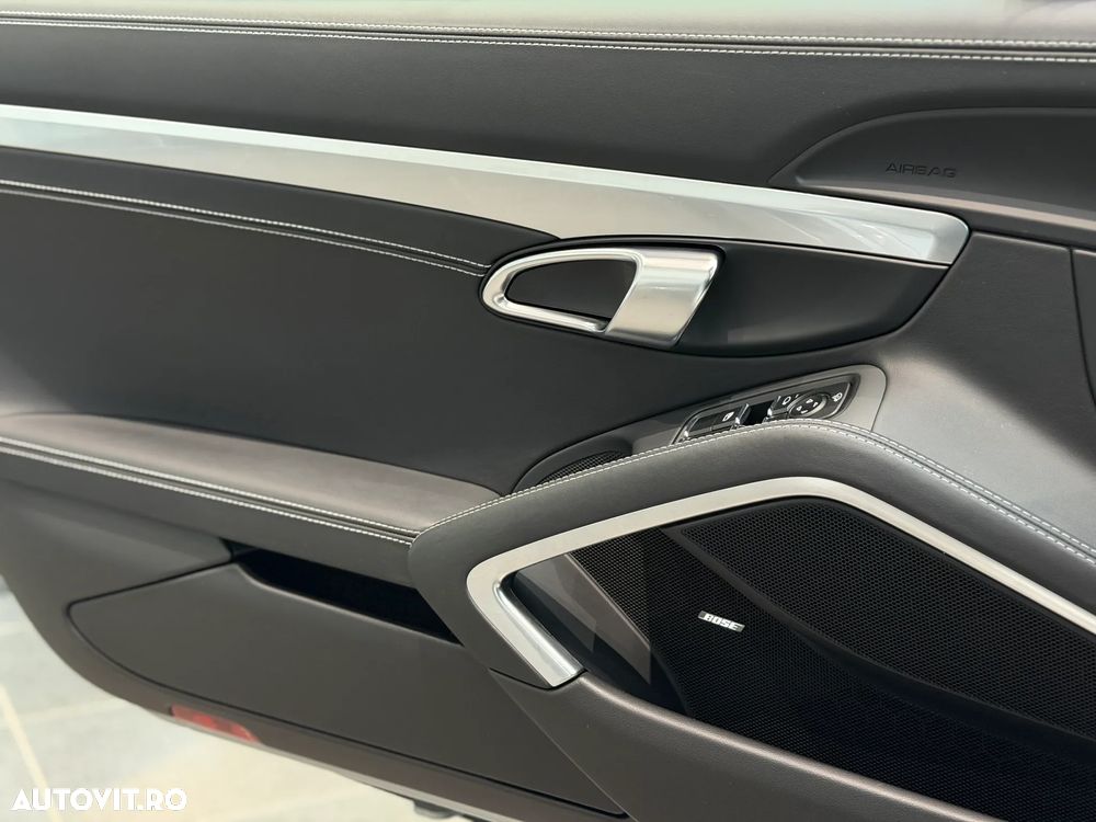 Porsche Boxster 718 PDK - 39