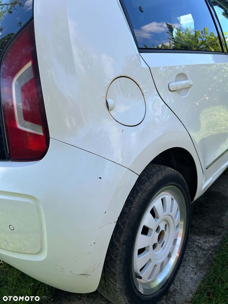 Volkswagen up! - 8
