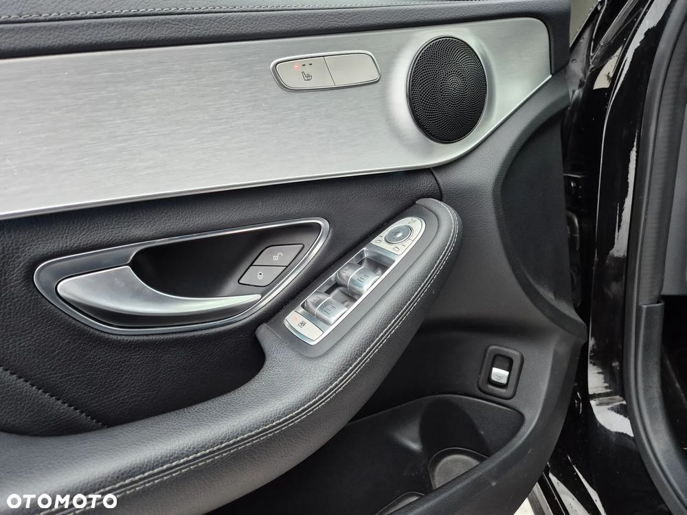 Mercedes-Benz Klasa C 220 d 4Matic 7G-TRONIC - 15