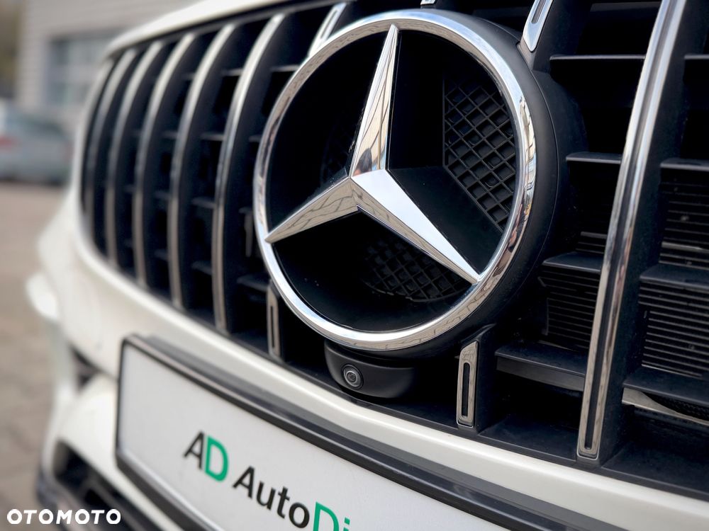 Mercedes-Benz GLC - 12