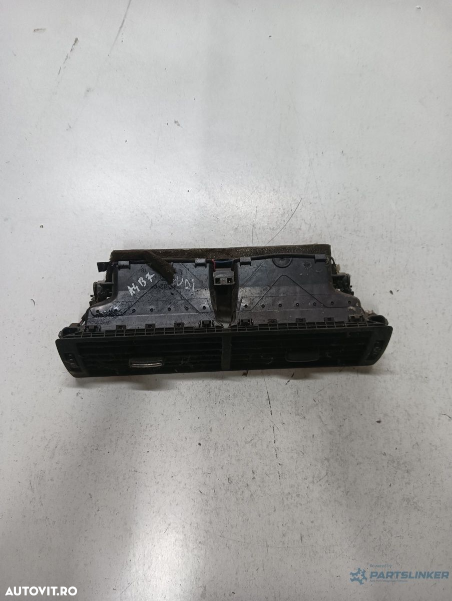 Grilă de ventilație bord centrală AUDI A4 III 8EC, B7 2004 - 2008, Sedan - 2
