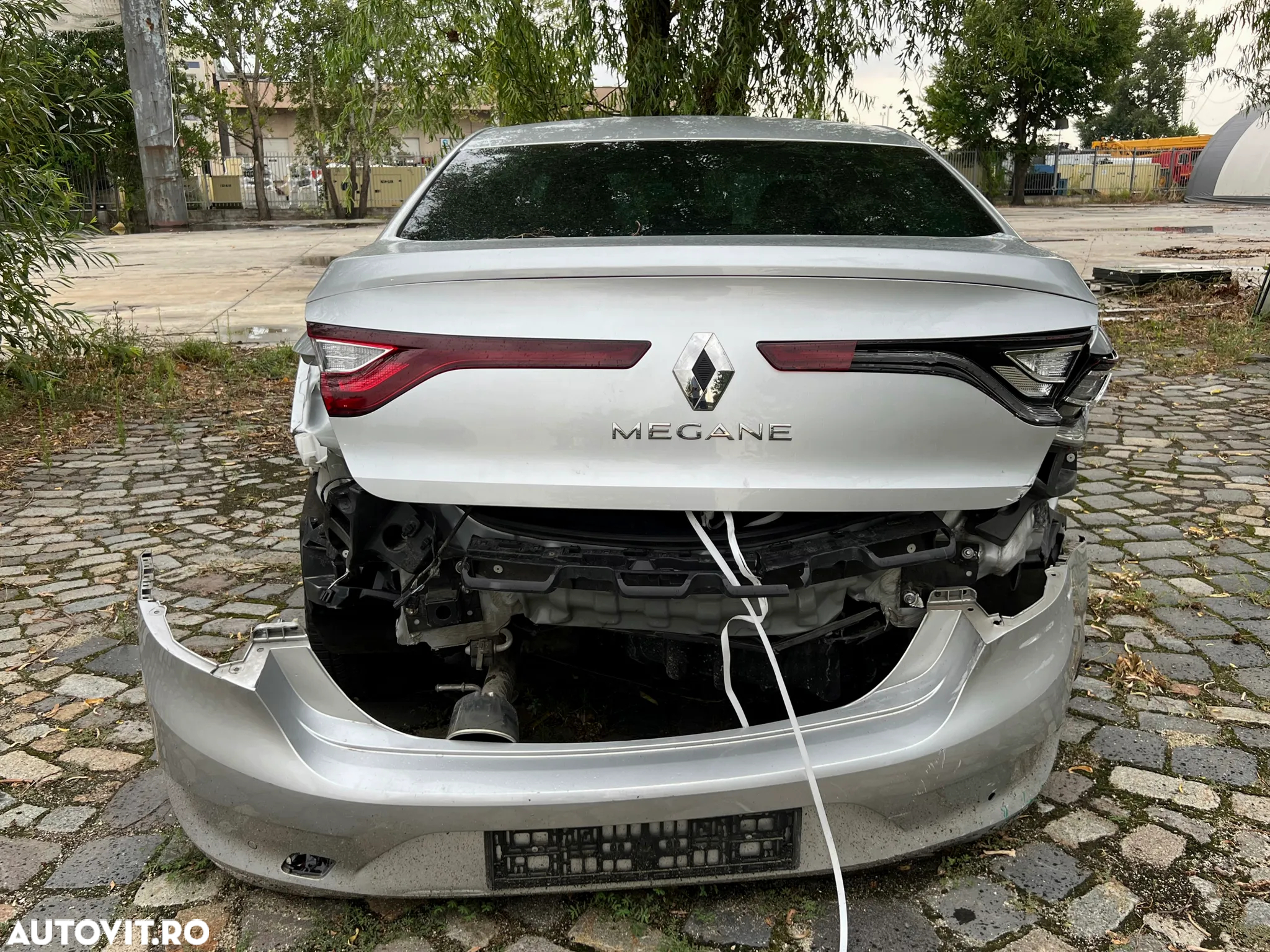 Renault Megane TCe 140 EDC GPF Intens - 7