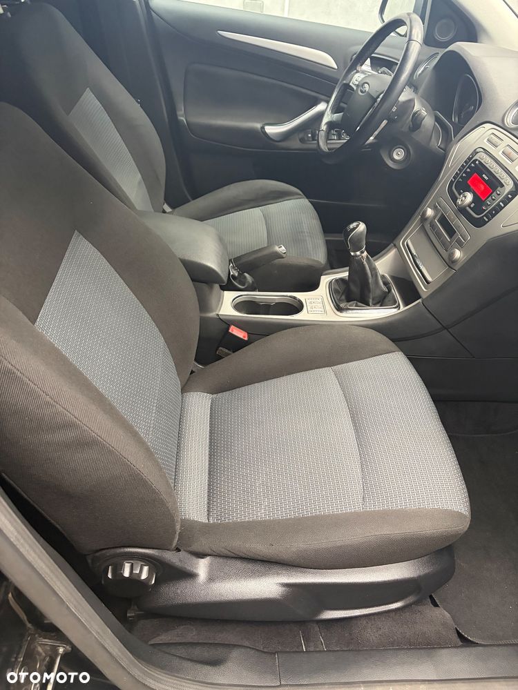 Ford Mondeo 1.6 Ti-VCT Trend - 35