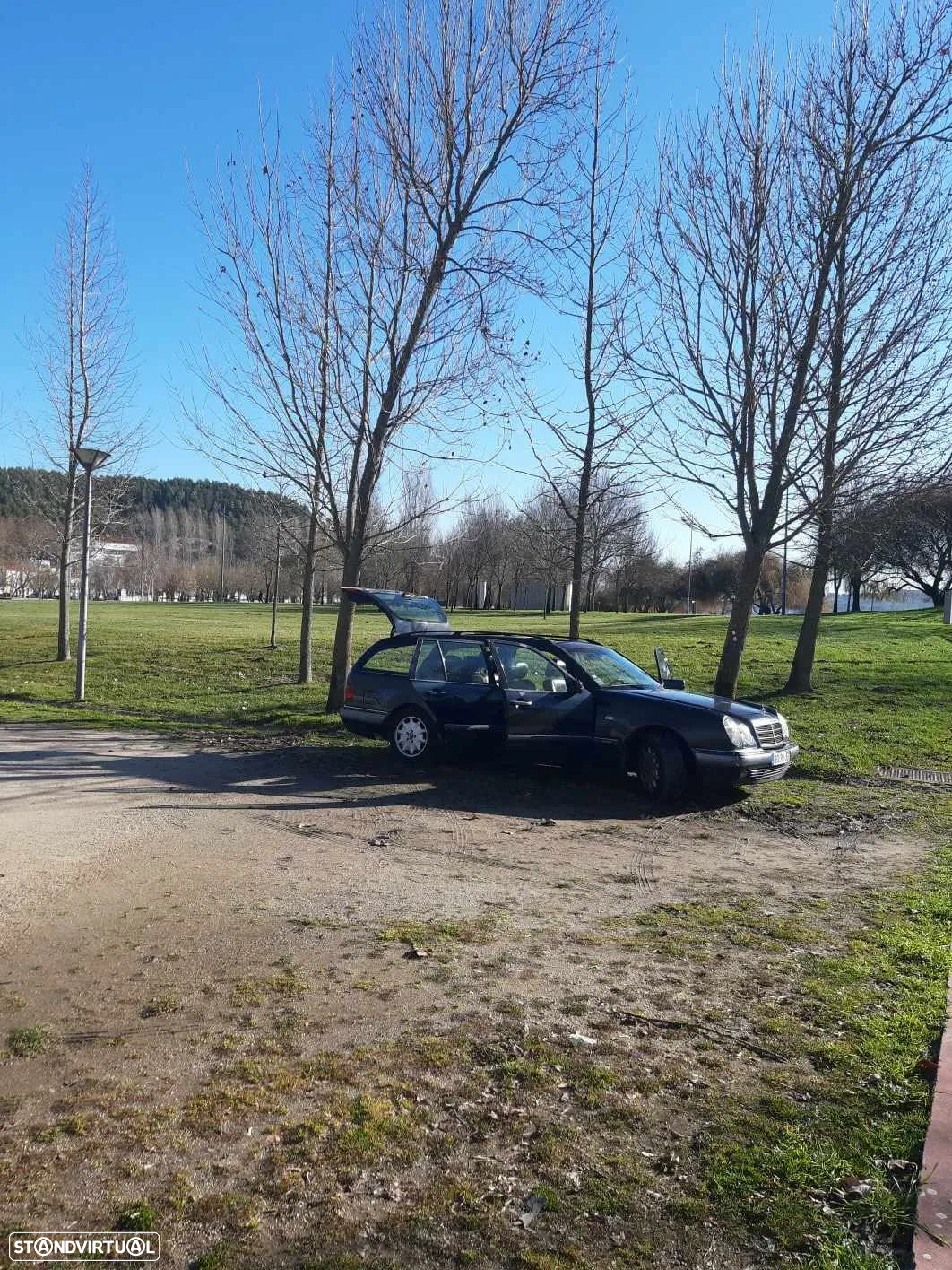 Mercedes-Benz E 250 TD Classic - 5