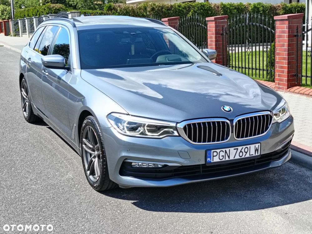 BMW Seria 5 520d xDrive - 5