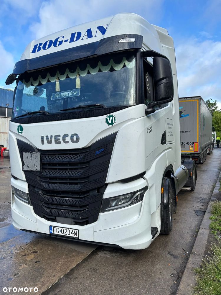 Iveco S-WAY - 4
