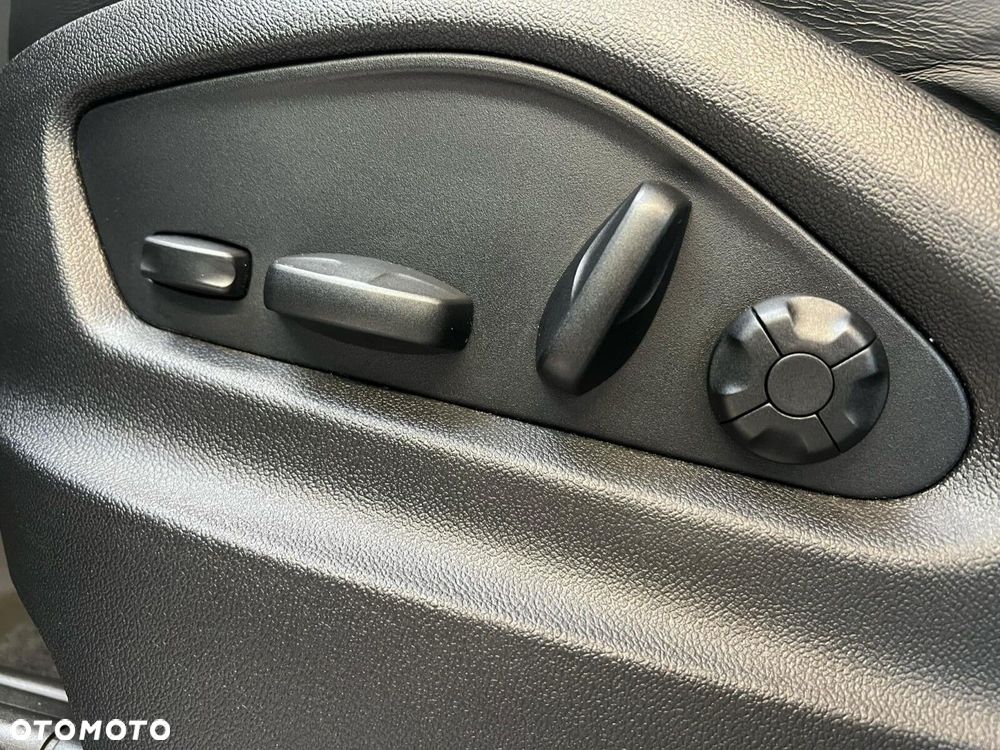 Porsche Cayenne Standard - 23