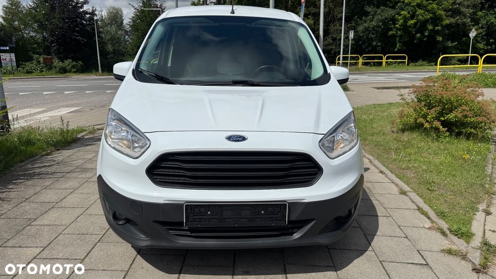 Ford Transit Courier - 2