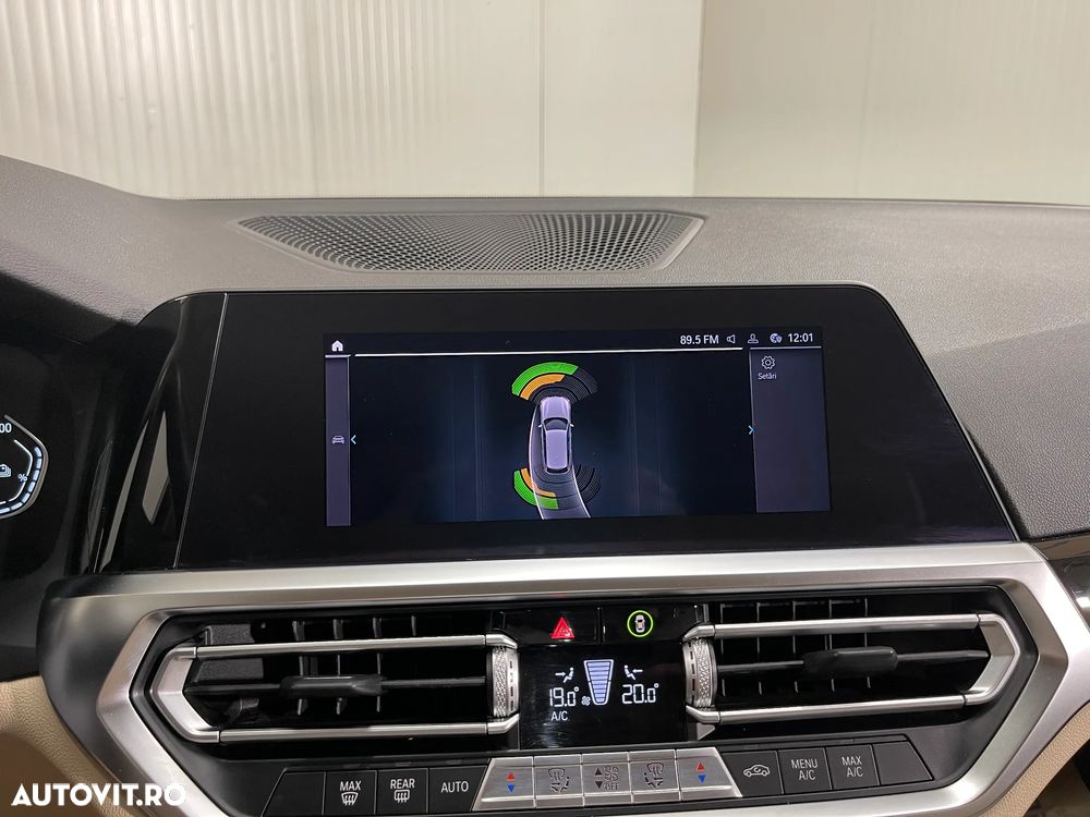 BMW Seria 3 330e xDrive AT PHEV - 13