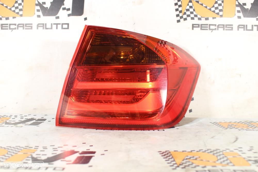 Farolim Direito Bmw 3 (F30, F80)  63217259894 / 7259894 / Passageiro C - 1