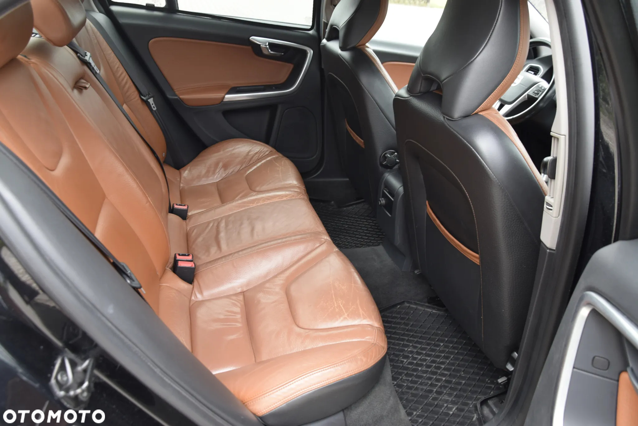 Volvo S60 - 18