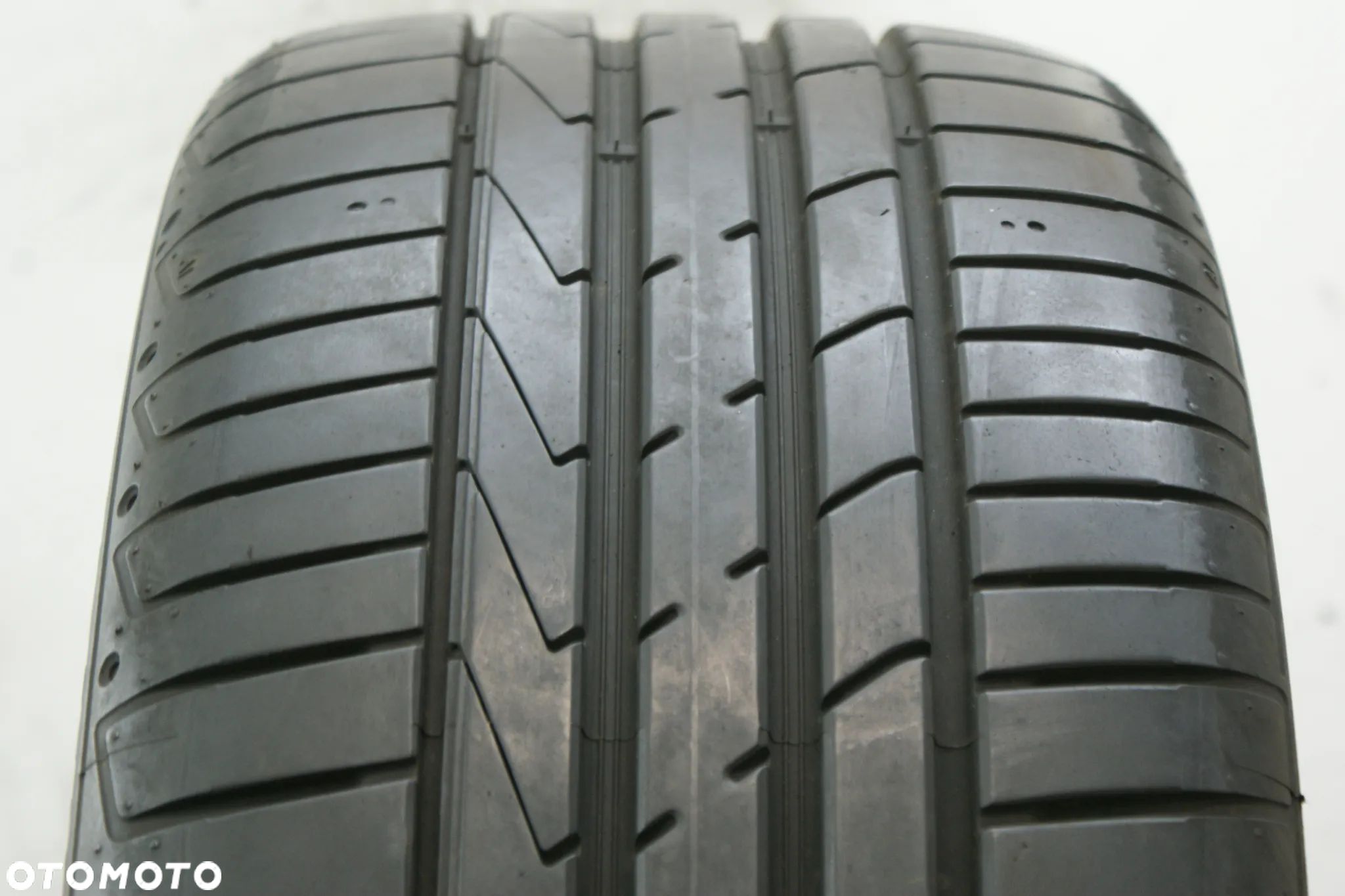 225/50R17 HANKOOK VENTUS S1 EVO2 , 7,1mm B1832 - 1