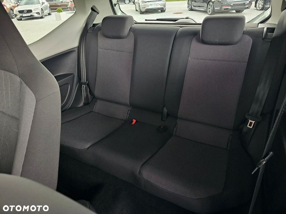 Volkswagen up! - 20