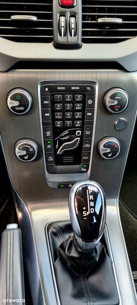 Volvo V40 D3 Drive-E Summum - 8
