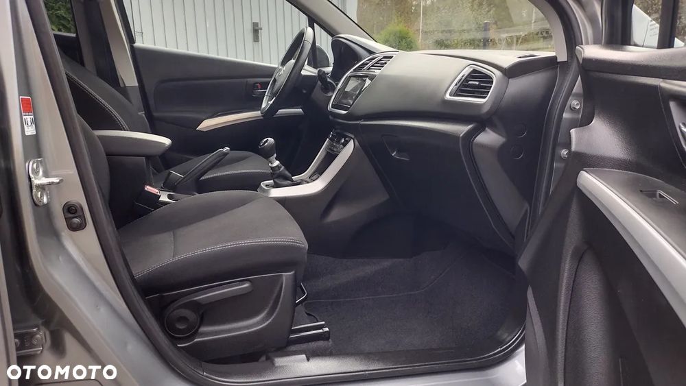 Suzuki SX4 S-Cross - 10