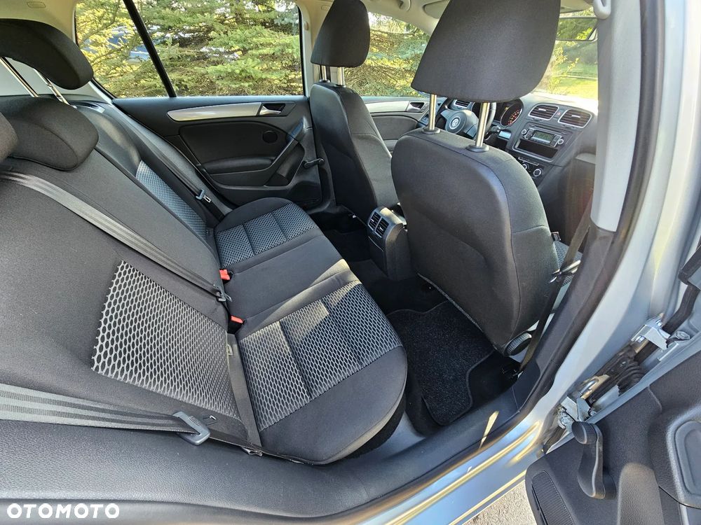 Volkswagen Golf - 15