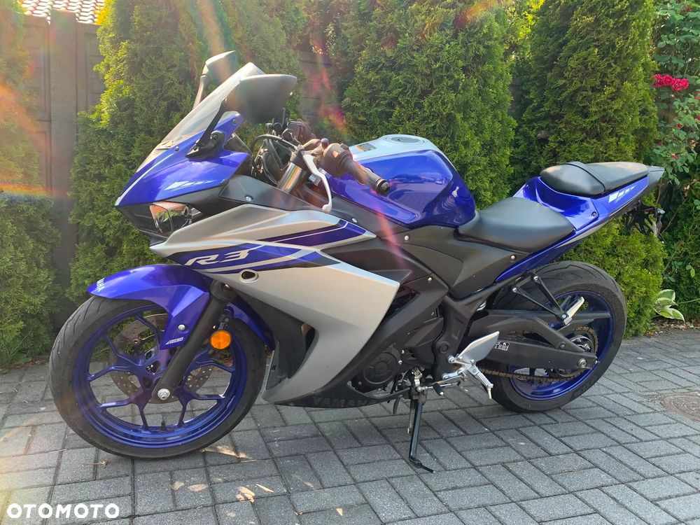 Yamaha YZF - 3