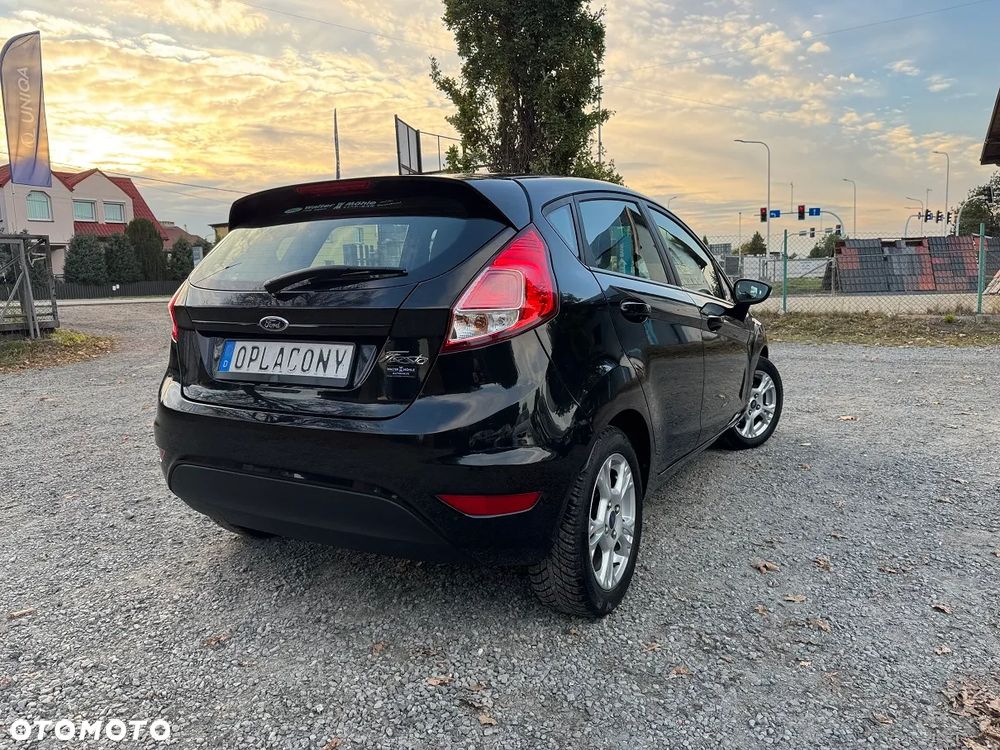 Ford Fiesta - 12