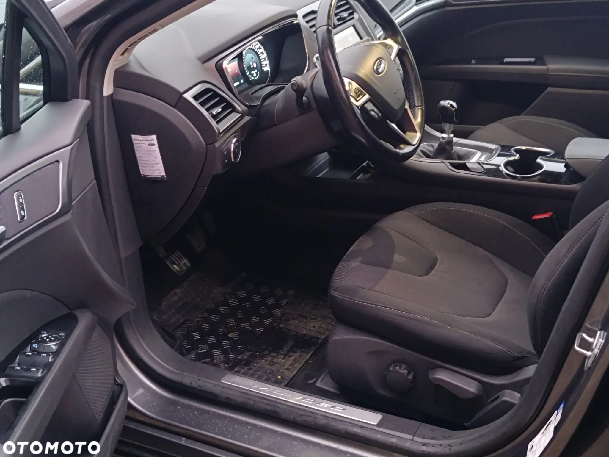 Ford Mondeo - 9