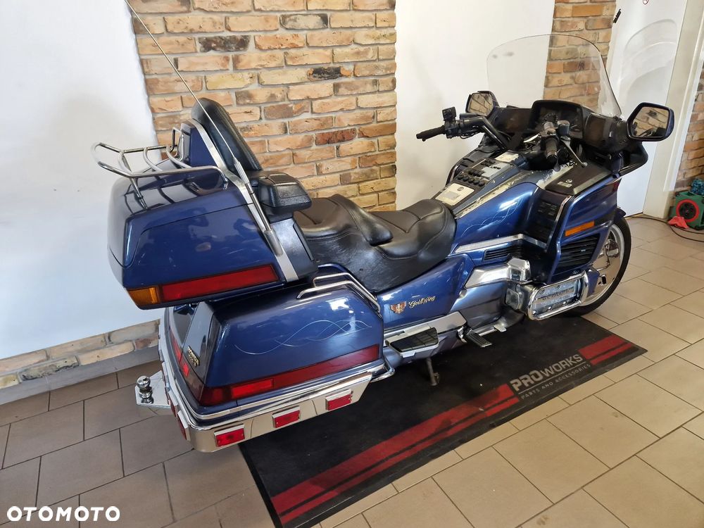 Honda GL - 37