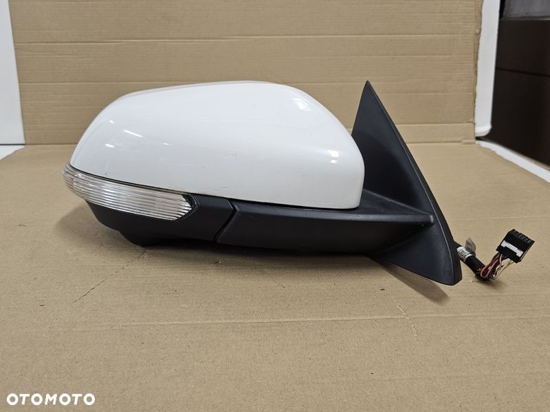 MG ZS LUSTERKO DRZWI PRAWE 13 PIN 11370240 - 1