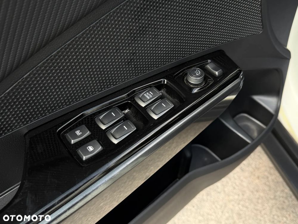 SsangYong/KGM Tivoli 1.5 T-GDI Crystal - 29