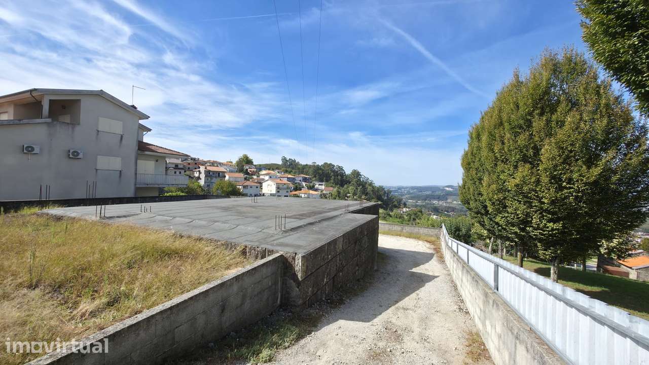Lote de terreno c/ benfeitorias Vila Verde Felgueiras - Grande imagem: 3/19