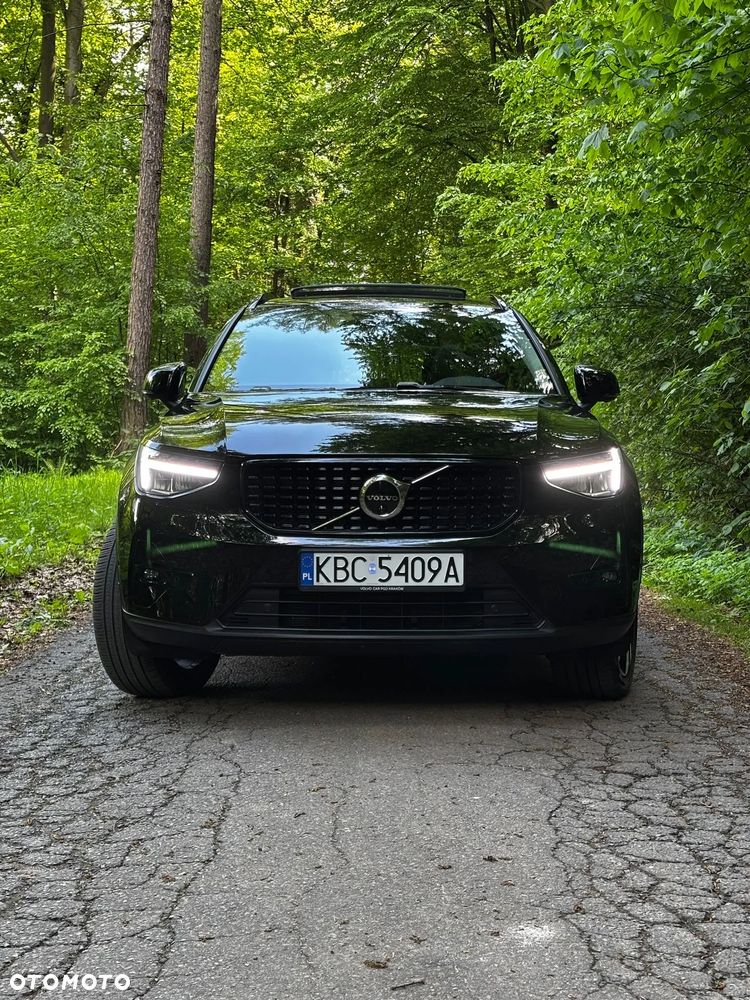 Volvo XC 40 B5 AWD Ultimate Dark - 2