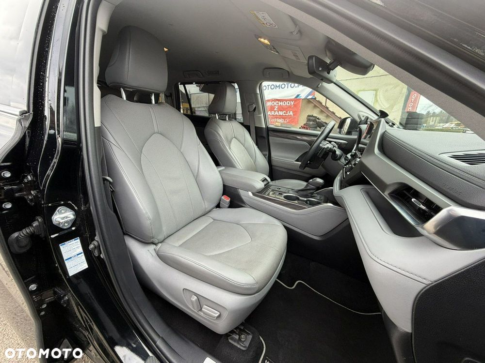 Toyota Highlander 2.5 Hybrid Prestige - 24