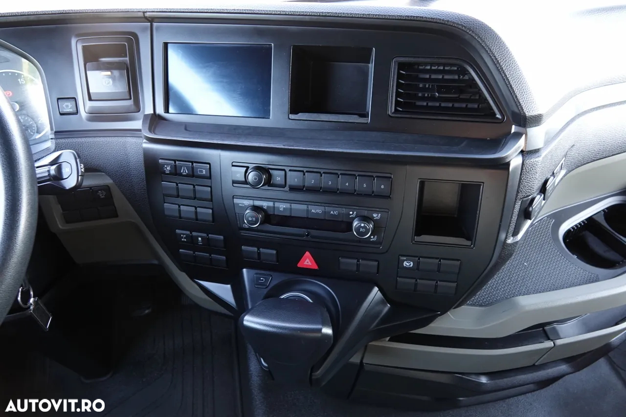 MAN TGX 18.470 / RETARDER / TOATE PE PERNE / MODEL NOU / GM / ANVELOPE 100% / DUPA CONTRACTUL DE SERVICE - 30