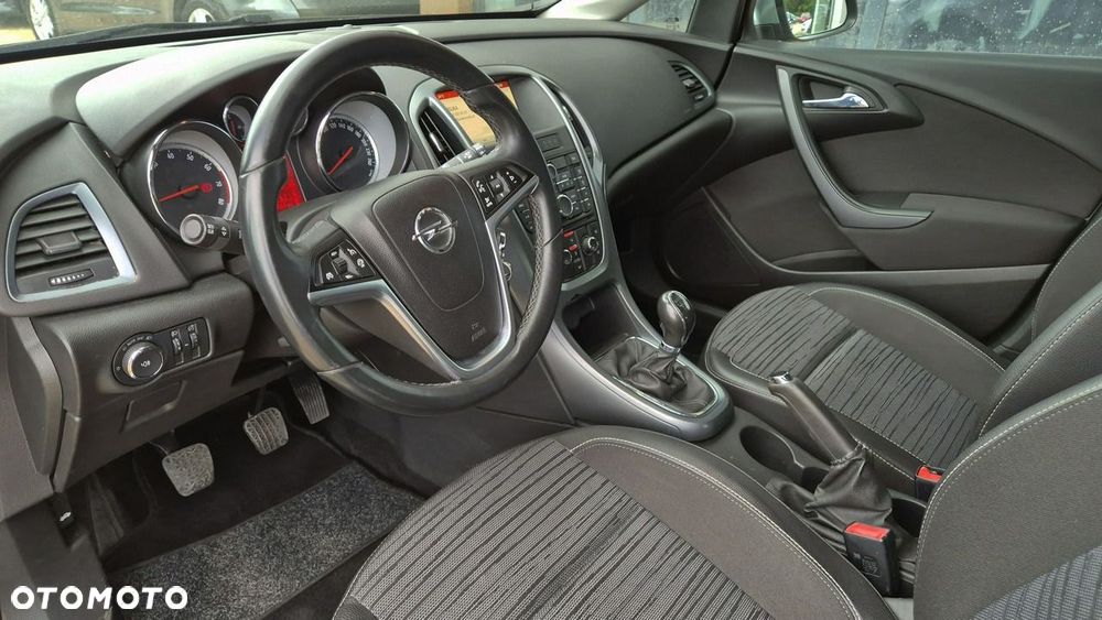Opel Astra 1.4 Turbo Selection - 10