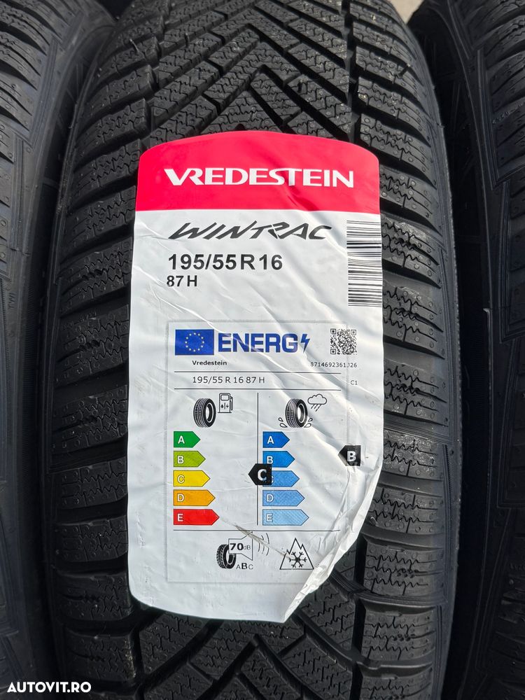 Vând 4 anvelope 195/55/16 vredestein de iarnă noi - 2